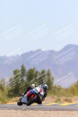 media/May-12-2024-SoCal Trackdays (Sun) [[ad755dc1f9]]/12-Turn 7 (1150am)/